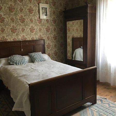 Chez Christian Bed & Breakfast LʼIsle-en-Dodon Exterior foto